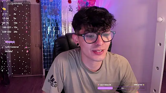 Mikeyvioleta  online show from 07.29.26