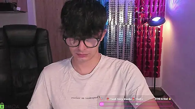 Mikeyvioleta  online show from 07.31.26