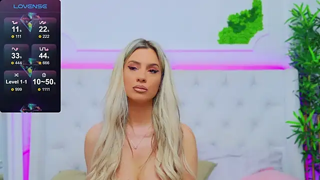 AriannaSins online show from 12.30.24