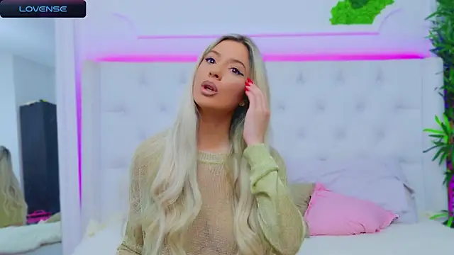 AriannaSins online show from 12.30.24