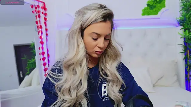 AriannaSins online show from 03.04.25