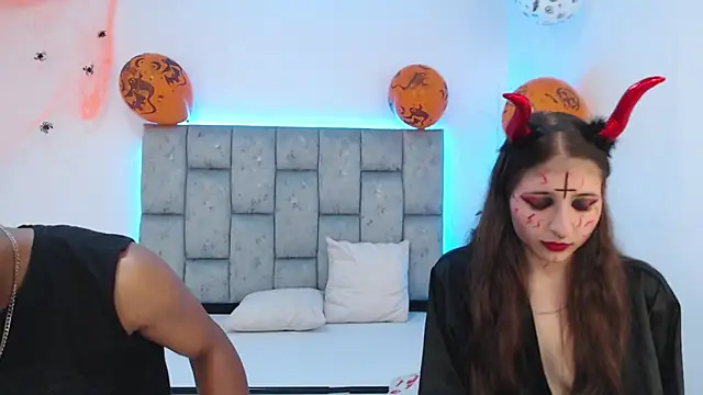 SweetAndSinful online show from 10.31.25