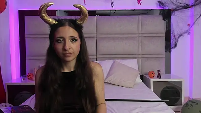 SweetAndSinful online show from 11.03.25