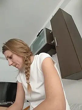 SandyCassie online show from 07.28.26