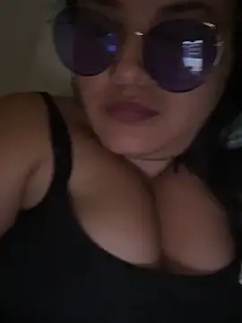 Snapshot of antoniamiller69 chatting on 10.18.25 antoniamiller69 online show from 10.18.25
