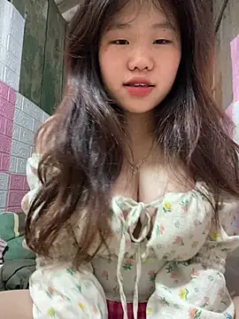 Snapshot of bumbaba chatting on 03.13.26 bumbaba online show from 03.13.26