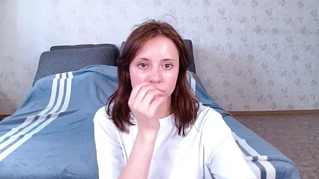 evaa here  online show from 06.26.26