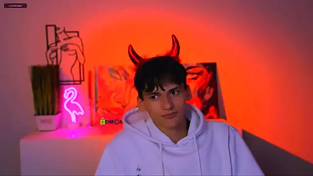 Snapshot of jordi_ser chatting on 11.14.25 jordi ser online show from 11.14.25