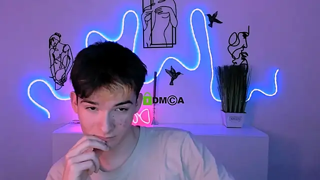 Snapshot of jordi_ser chatting on 12.15.25 jordi ser online show from 12.15.25