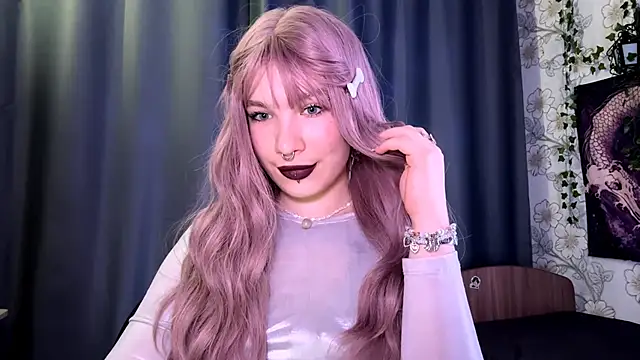 CordieRonsini online show from 10.16.25