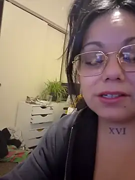 sluhbaby16 online show from 10.18.25