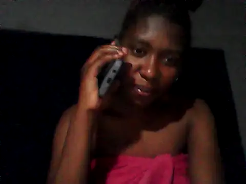 Snapshot of sexysmalldaily04 chatting on 10.29.25 sexysmalldaily04 online show from 10.29.25