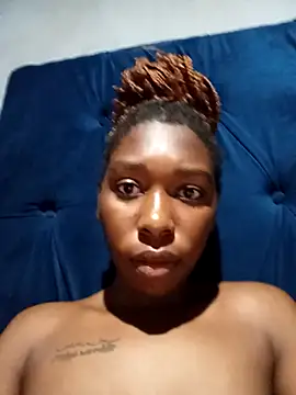 Snapshot of sexysmalldaily04 chatting on 11.07.25 sexysmalldaily04 online show from 11.07.25