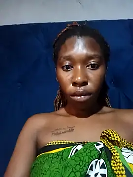 Snapshot of sexysmalldaily04 chatting on 11.16.25 sexysmalldaily04 online show from 11.16.25