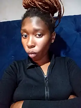 Snapshot of sexysmalldaily04 chatting on 11.19.25 sexysmalldaily04 online show from 11.19.25