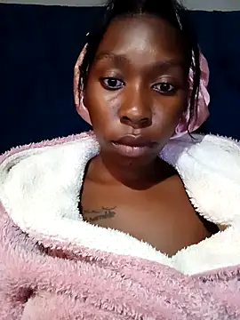 Snapshot of sexysmalldaily04 chatting on 11.25.25 sexysmalldaily04 online show from 11.25.25