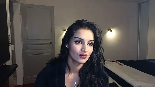 Snapshot of Lailawick chatting on 01.09.26 Lailawick online show from 01.09.26