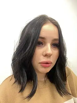 AliceLune online show from 01.18.26