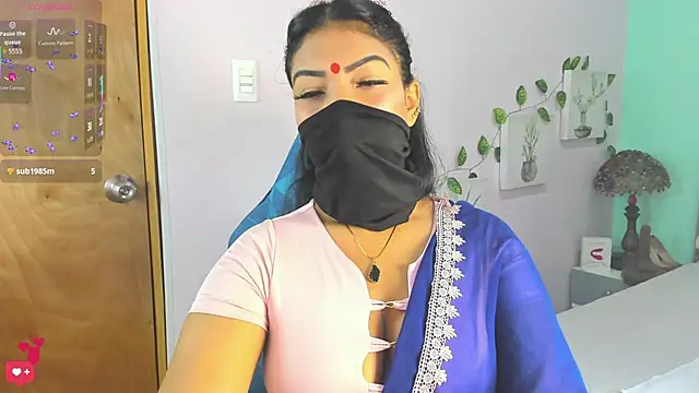 Snapshot of Iniya_Parul chatting on 06.13.26 Iniya Parul online show from 06.13.26