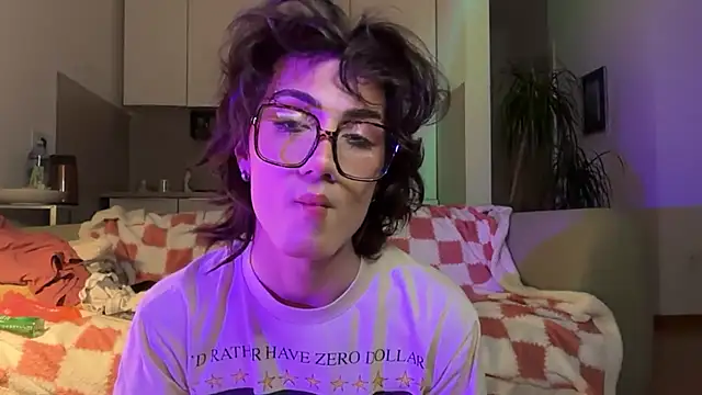 kira yoshika9e online show from 03.31.26