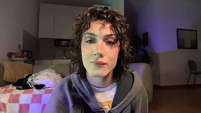 kira yoshika9e online show from 04.24.26