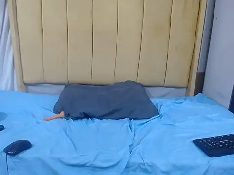 Sexy18xxxxx online show from 10.21.25