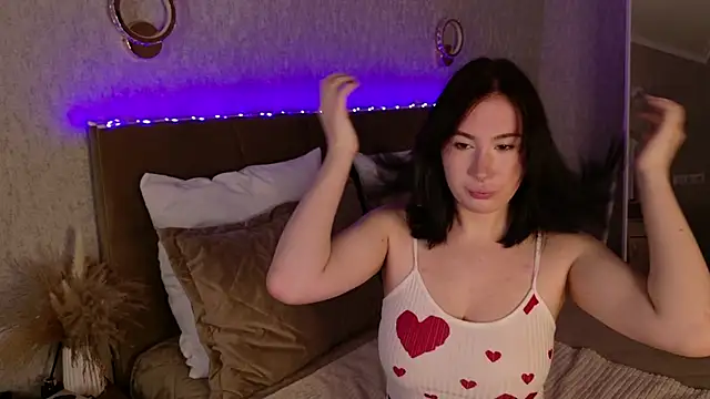Busty Lina online show from 10.16.25