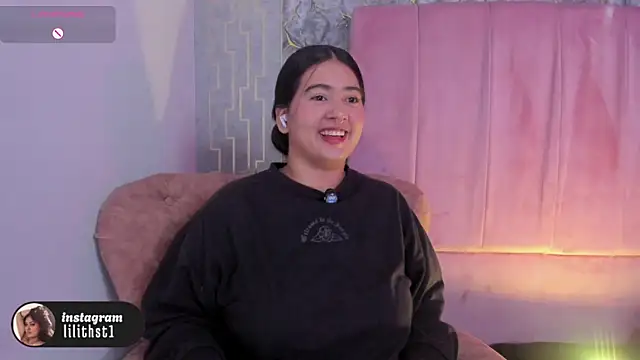 lilithst  online show from 06.07.26