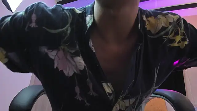 Snapshot of Xavier_Fox___ chatting on 03.19.26 Xavier Fox online show from 03.19.26