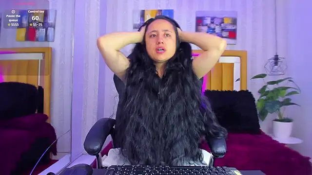 Samanta Fischer online show from 01.06.26