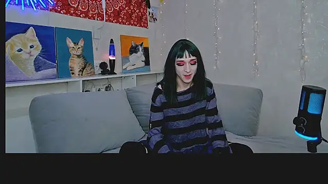 whoalexxa online show from 11.17.25