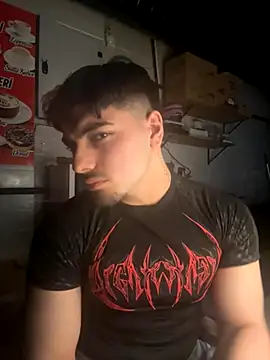 Snapshot of emir343475 chatting on 10.18.25 emir343475 online show from 10.18.25