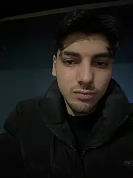 Snapshot of emir343475 chatting on 02.01.26 emir343475 online show from 02.01.26