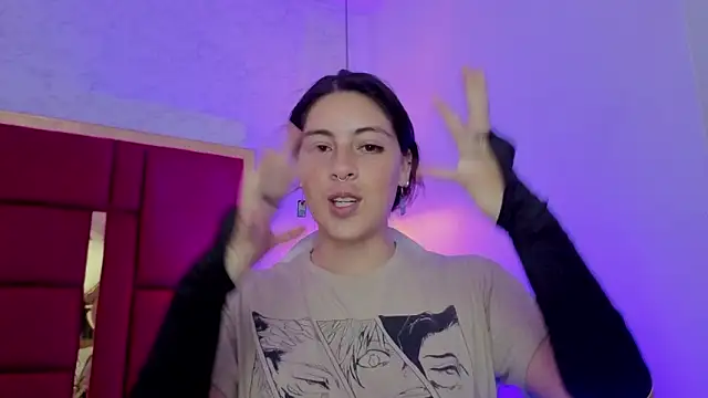 Snapshot of moon_winy chatting on 02.20.26 moon winy online show from 02.20.26