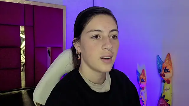 Snapshot of moon_winy chatting on 02.23.26 moon winy online show from 02.23.26