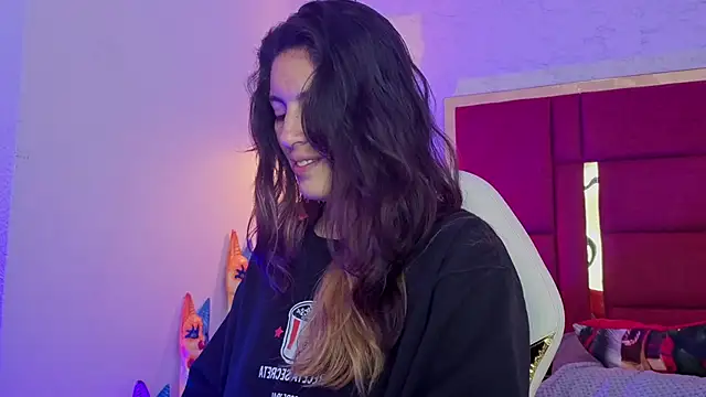 Snapshot of moon_winy chatting on 03.09.26 moon winy online show from 03.09.26