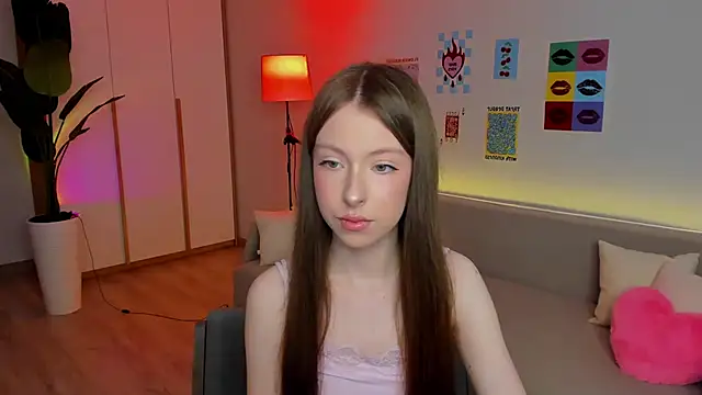 Yasmin Kass online show from 06.19.26