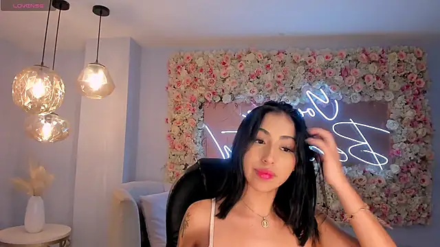 Snapshot of CelesteMoonX chatting on 01.14.26 CelesteMoonX online show from 01.14.26