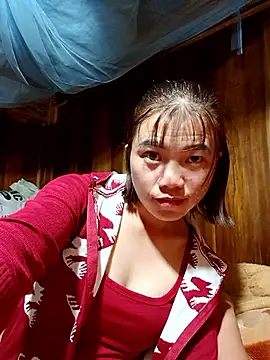 Snapshot of omai-ngot chatting on 10.21.25 omai-ngot online show from 10.21.25