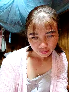 Snapshot of omai-ngot chatting on 11.07.25 omai-ngot online show from 11.07.25