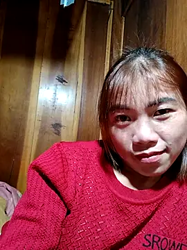 Snapshot of omai-ngot chatting on 11.19.25 omai-ngot online show from 11.19.25