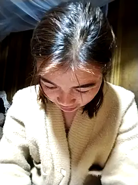 Snapshot of omai-ngot chatting on 12.21.25 omai-ngot online show from 12.21.25