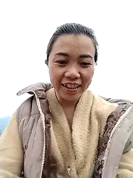 Snapshot of omai-ngot chatting on 01.17.26 omai-ngot online show from 01.17.26