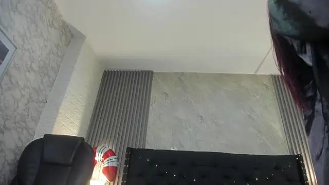 Snapshot of camila__bouzas chatting on 12.16.25 camila bouzas online show from 12.16.25