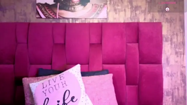 Snapshot of camila__bouzas chatting on 02.12.26 camila bouzas online show from 02.12.26