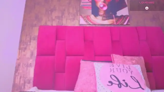 camila  bouzas online show from 03.05.26