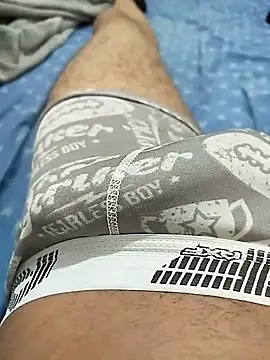 Snapshot of geovanii157 chatting on 11.24.25 geovanii157 online show from 11.24.25