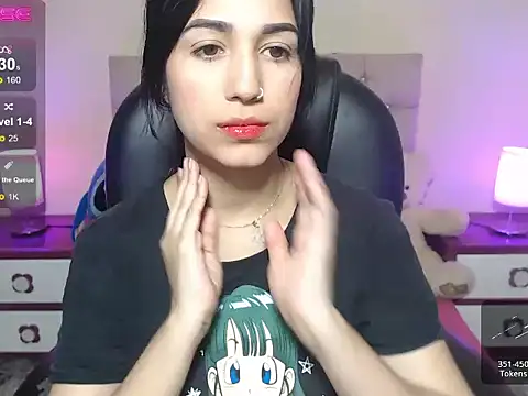 gabyy cute  online show from 11.18.25