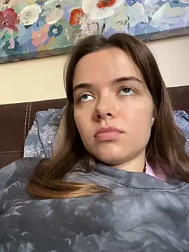 Snapshot of AForgottenElf chatting on 10.23.25 AForgottenElf online show from 10.23.25