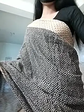 Snapshot of Ratri-Biswas chatting on 12.19.25 Ratri-Biswas online show from 12.19.25